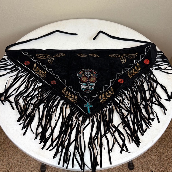 New Dia De Los Muertos Black Faux Suede Embroidered Triangle Scarf with Fringe - Picture 1 of 9
